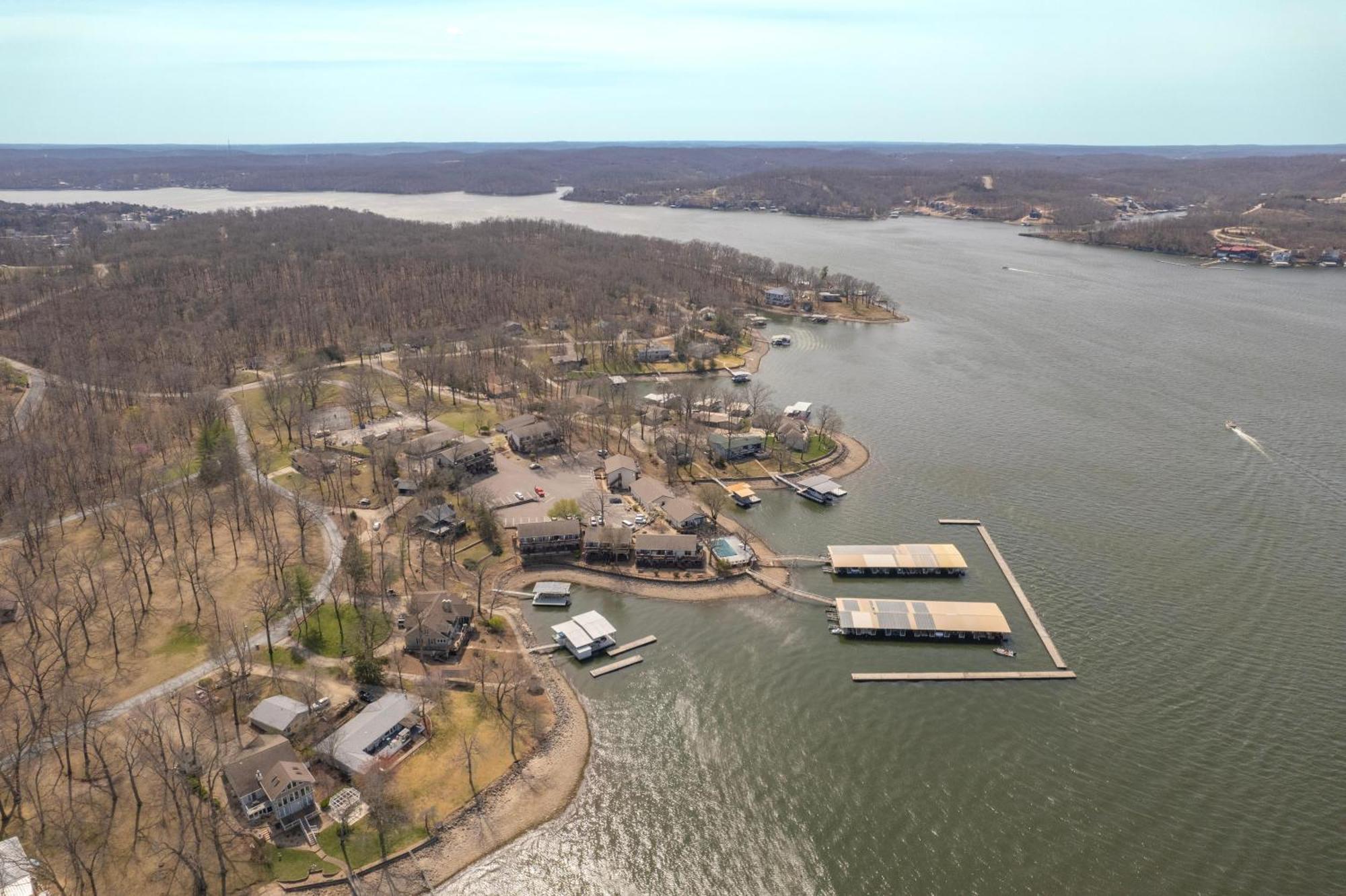 Weston Point Villa Osage Beach Exterior photo
