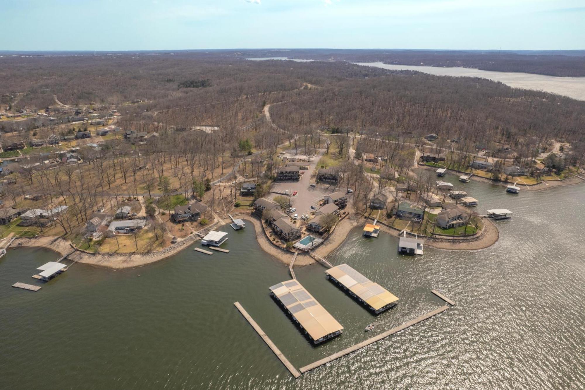 Weston Point Villa Osage Beach Exterior photo